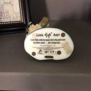Lizzie High Figurine.